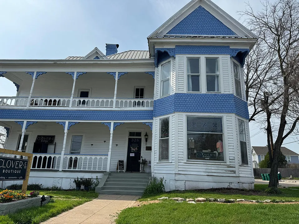 328 N Main St #B