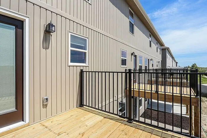 9324 N Main St — Photo 17