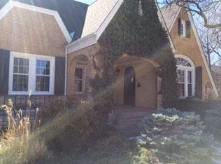 1116 Larchmont Ln, Nichols Hills, OK 73116
