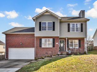 3167 Cross Ridge Dr, Clarksville, TN 37040