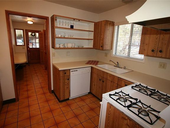 4th image of 42398 Balboa Ln
