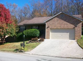 4890 Masters Dr, Maryville, TN 37801