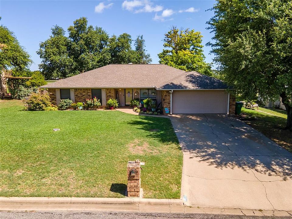 1st image of 103 Ben Hogan Dr