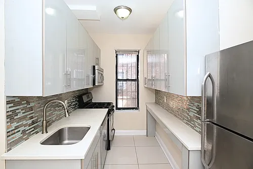 1621 Park Pl #3F Photo 1