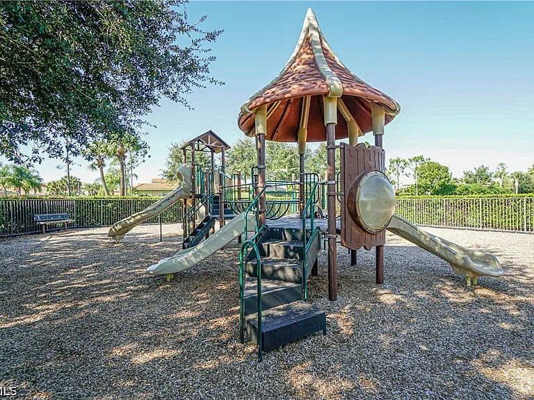 10535 Carolina Willow Dr — Photo 36