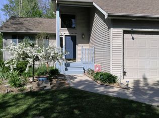 2740 Kiesel Rd, Midland, MI 48642