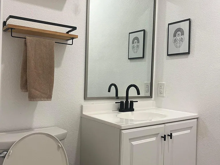 1207 Coleto St — Photo 15
