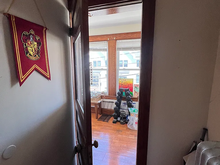 130 Nichols Ave — Photo 16