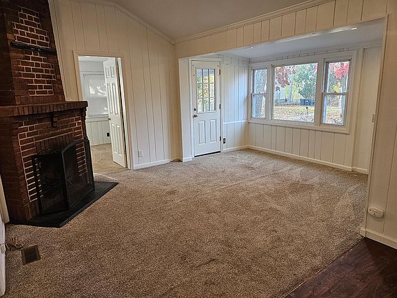 3rd image of 501 Browns Rd