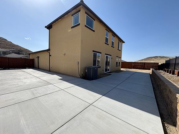 3rd image of 3102 Vecchio Dr