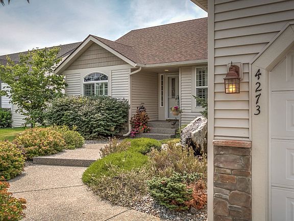 3rd image of 4273 N Echo Glenn Ln