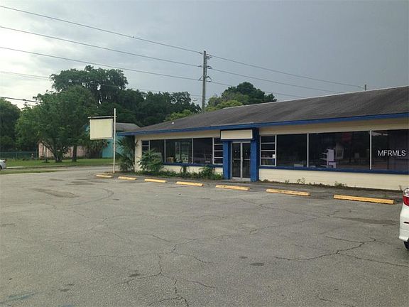 3rd image of 437 S Central Ave