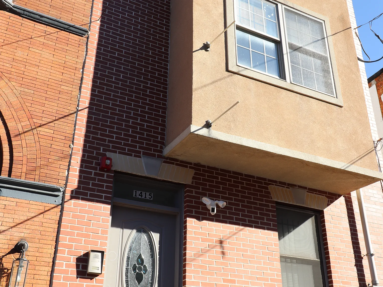 5 bed, 1200 sqft, $650 — Photo 1