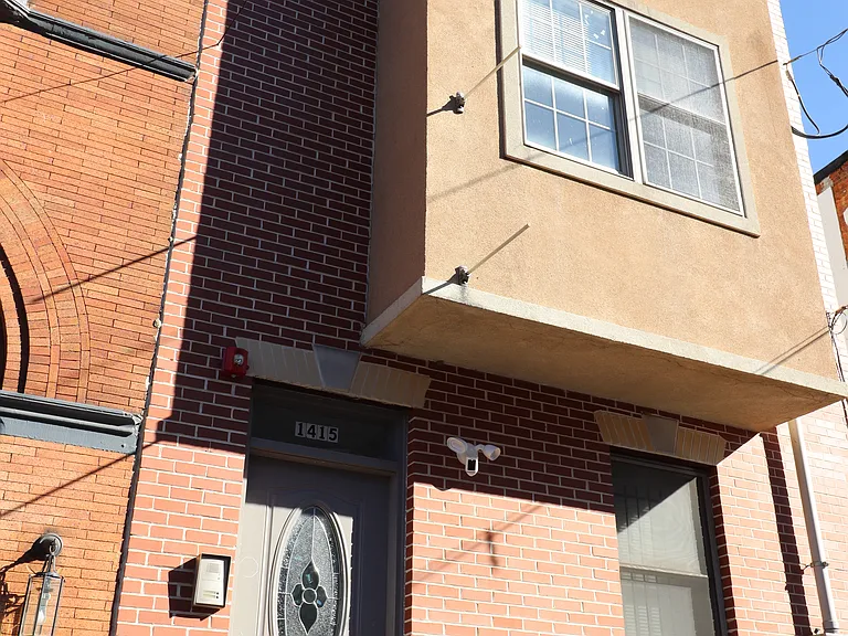 1415 W Jefferson St #B — Photo 1