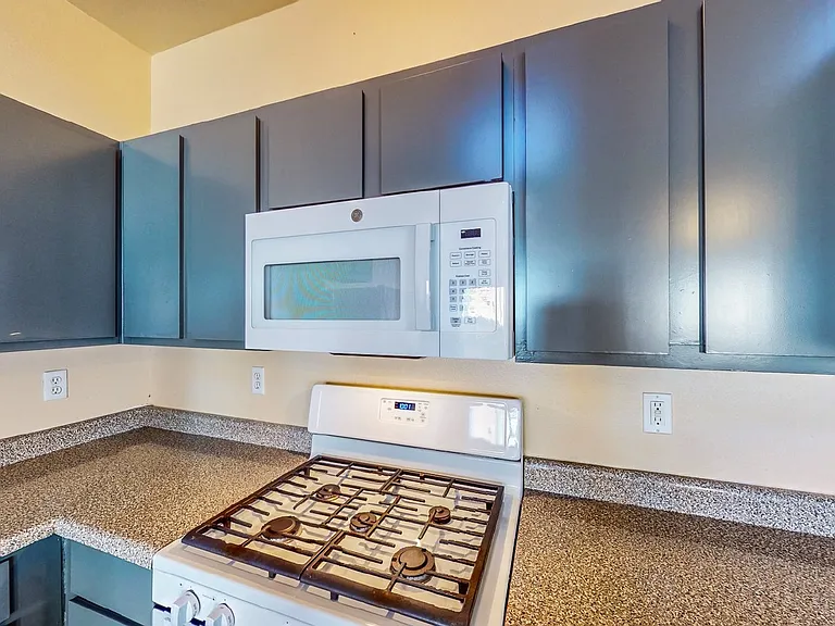 4915 E Russell Rd #145-7 — Photo 7