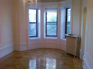 372 New York Ave #2F, Brooklyn, NY 11213