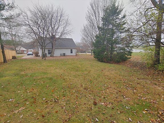 5th image of 8427 Persimmon Grove Pike