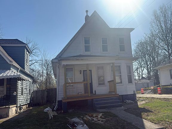 3rd image of 920 Henrietta St