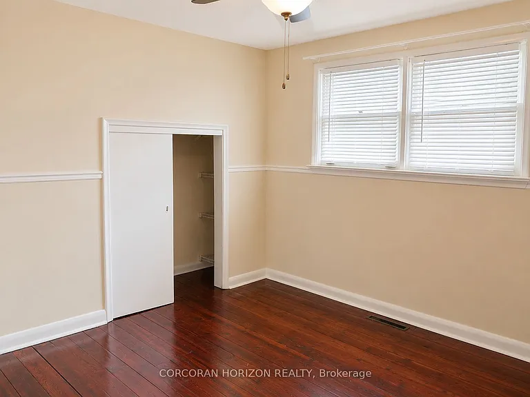 20407B Leslie St #MAIN — Photo 15