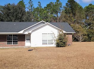 228 NE Jamey Ln, Hinesville, GA 31313