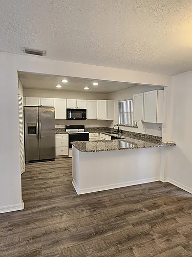 4001 Beneva Rd Photo 1