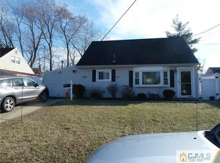 52 Ash Ter, Parlin, NJ 08859