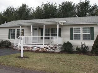 15 Fieldwood Dr, Bridgewater, MA 02324