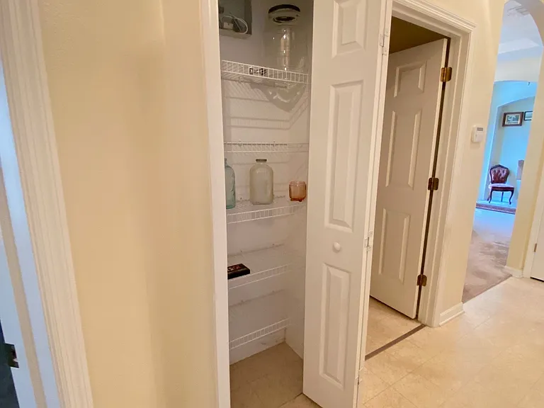 17 Radium Ln — Photo 8