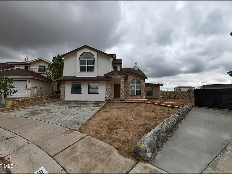 7958 Starry Night Dr — Photo 3
