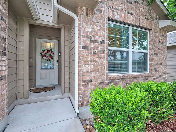 3rd image of 8728 Ironwood Hill