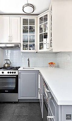 4th image of 200 E 16th St APT 3C