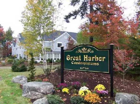 79 E Ridge Road #211, Southwest Harbor, ME 04679