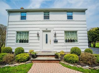 24 Glenmont Dr, Rochester, NY 14617
