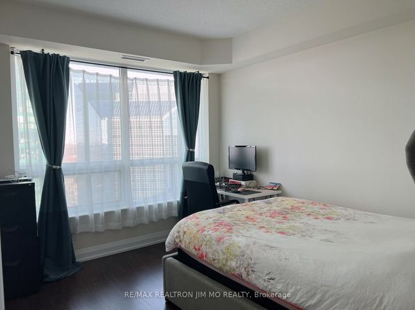2 Anndale Dr, Toronto, ON