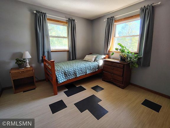 4th image of 1417 Autumn Dr