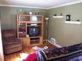 2745 W 99th St, Chicago, IL 60655