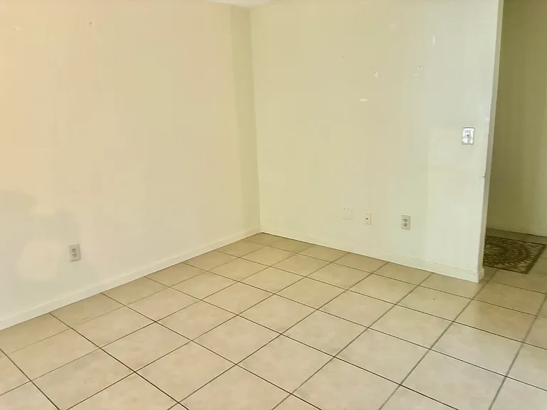 408 Banana Cay Dr #G — Photo 10