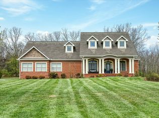 201 Homestead Dr #8, Crossville, TN 38555