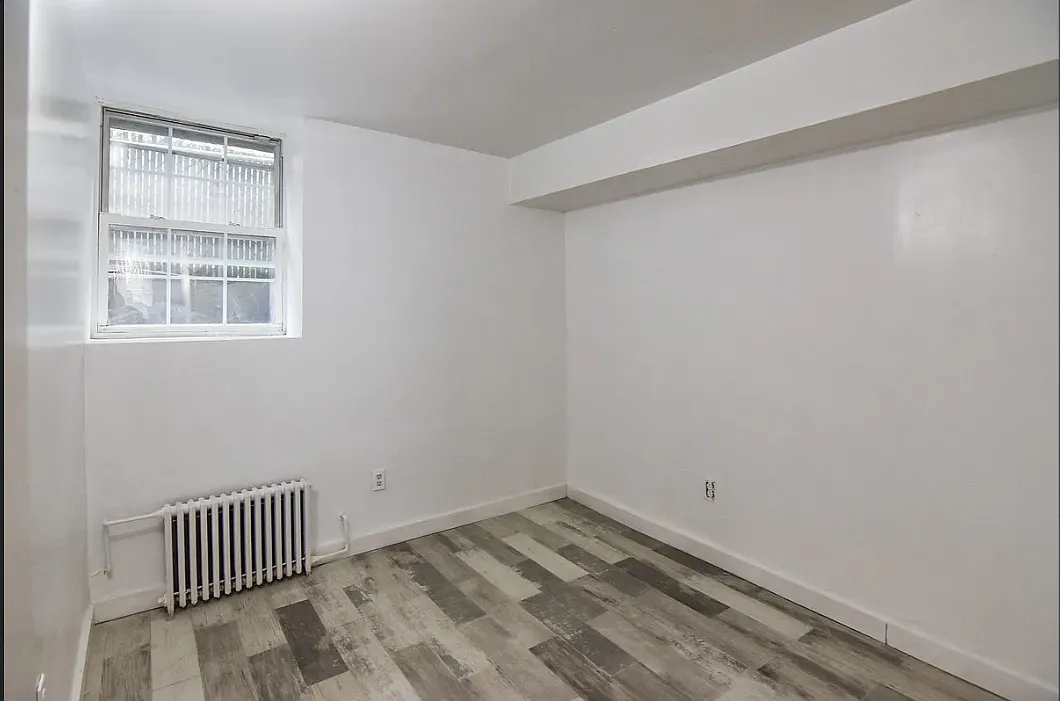 187 Metropolitan Avenue — Photo 4