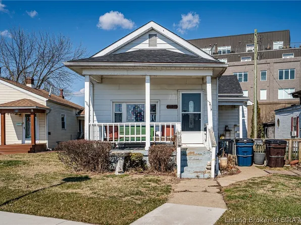 427/429 E Riverside Drive, Clarksville, IN 47129