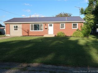 109 Bruce St, Salem, IN 47167