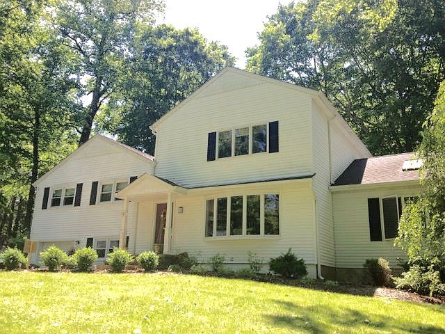 1st image of 545 Thurnau Dr