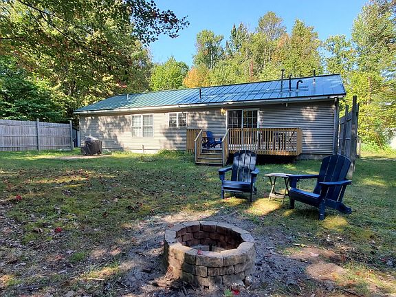 2nd image of 5943 Driftwood Ln #V