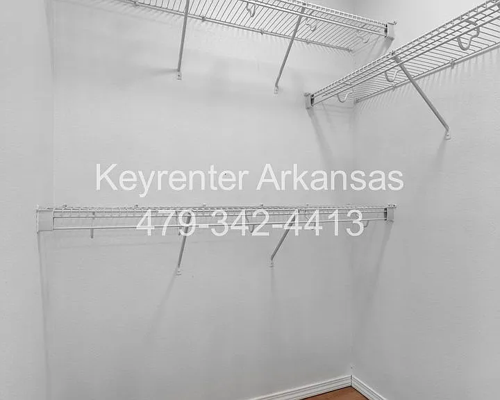 706 SW Sandrock Rd — Photo 19