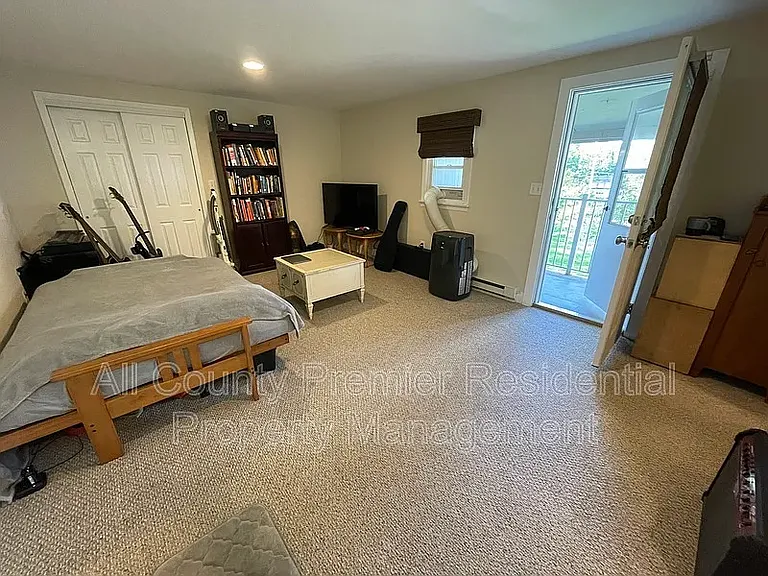 4 Stockton Sergeantsville Rd #3 — Photo 3