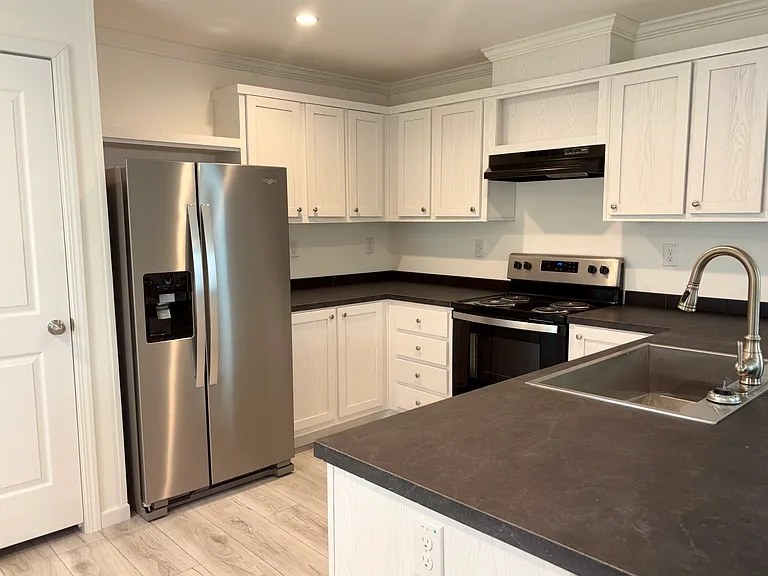 4900 SE 102nd Pl #90 — Photo 5