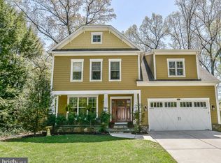 128 Kingsley Rd SW, Vienna, VA 22180