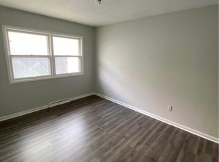 101 W 8th St, Gypsum, KS 67448