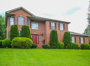 1305 Teddys Pl, Mount Juliet, TN 37122