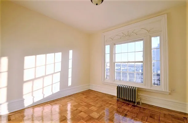 Rented by CITY SKYLINE REALTY INC | media 22